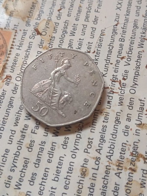 United Kingdom 1983.5 New Pence coin like new