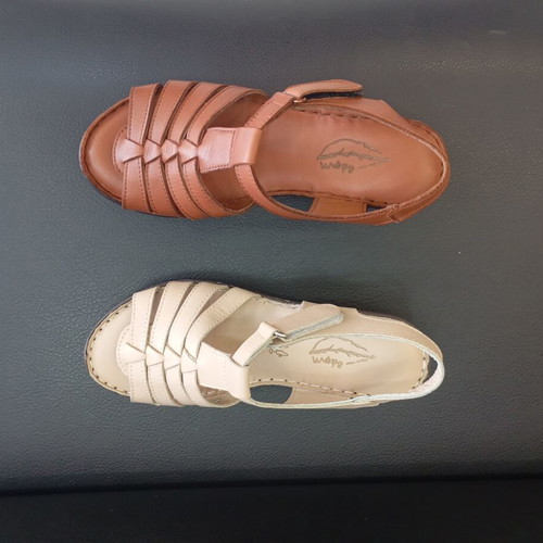 Leather platform sandals new, sizes 37-40, black and brown