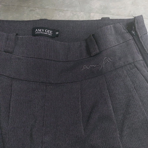 Amy Gee pants dark gray like new, size M 38 10
