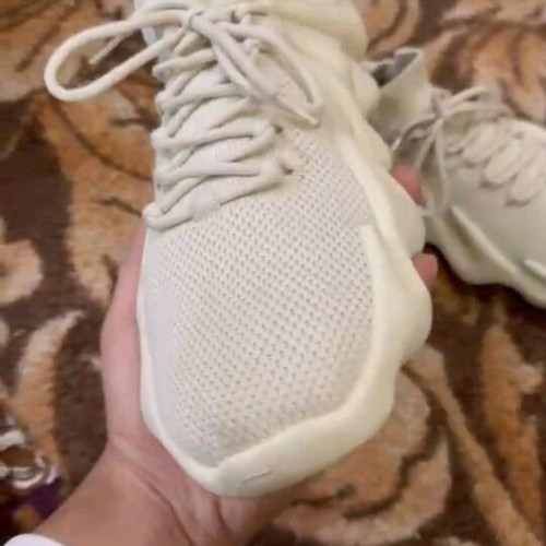 Adidas Yeezy 450 size 44 in like new condition