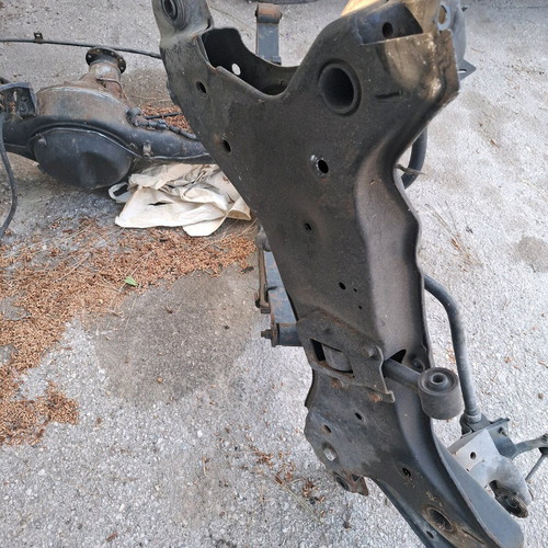 Hyundai Getz 07mod 1.1cc front subframe used