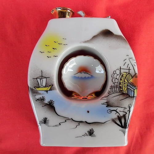 Handmade porcelain Japanese sake set from the 1940s