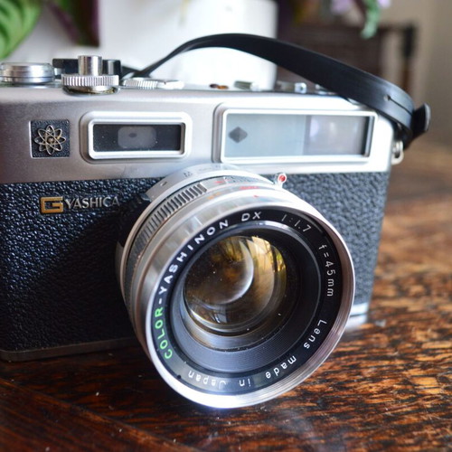 Yashica GSN Electro 35 Film Rangefinder Camera like new