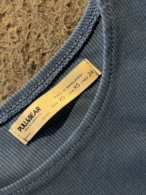 Pull and Bear blue top, XS