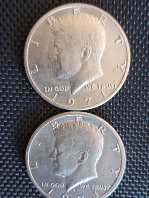 Kennedy half dollars 1971 like new, two pieces