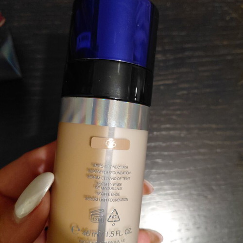 KIKO Milano Lumiverse Glow Beyond Serum Foundation 46 ml new