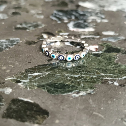 Silver 925 ring like new with turquoise and silver