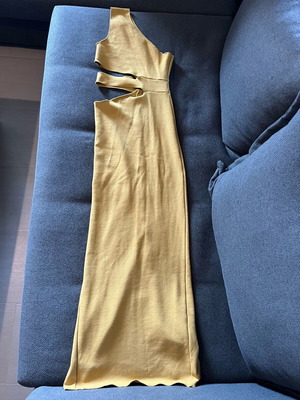 Zara dress tight with cutouts, like new, size S