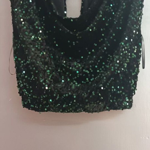 Crop top Lynne like new with sequins and draped front, size M