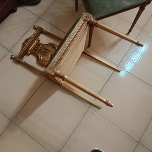 Καρέκλες εποχής σκαλιστές, βαμμένες με χρυσομπογιά, σαν καινούργιες, σετ 2