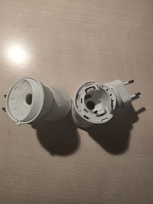 Air Wick electric scent devices used, set of 2, white