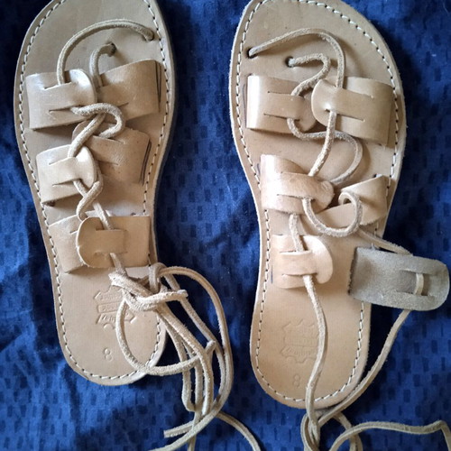 Children's leather sandals size 28-29 like new, gladiator style