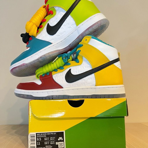 Nike Sb Dunk High Pro new, size 43, multicolor with 5 pairs of laces