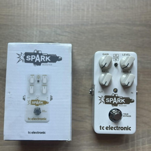 Spark Booster like new with 2 m cable gift
