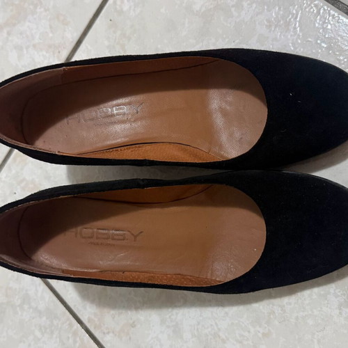 Hobby black women's pumps size 38 like new, made in Spain