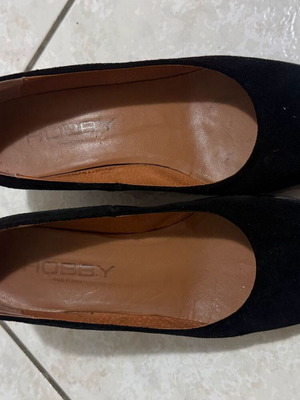 Hobby black women's pumps size 38 like new, made in Spain