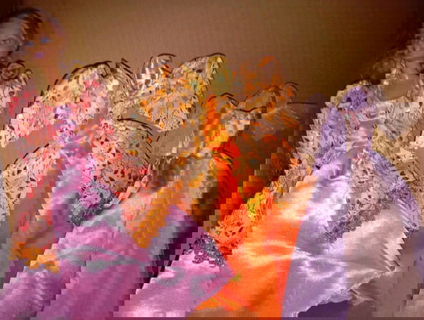 barbie Rapunzel με 3 φορέματα 1999