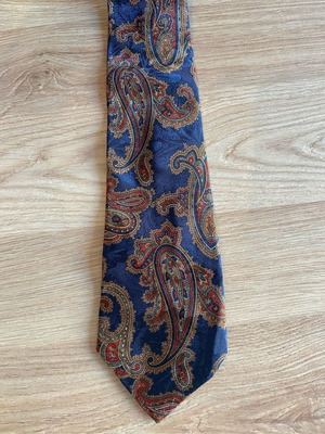 Tie new, polyester