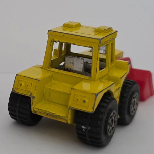 Lesney Matchbox Superfast No. 29 Tractor Shovel 1/64 Die Cast