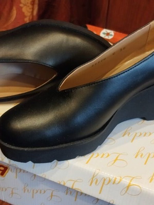 Boxer women's shoes size 38 new, black