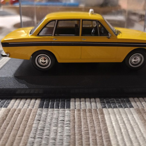 Deagostini Volvo 144 Stockholm 1970 taxi model used