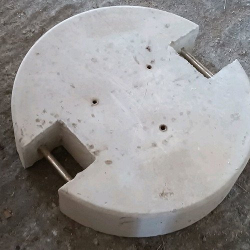 Concrete umbrella base like new