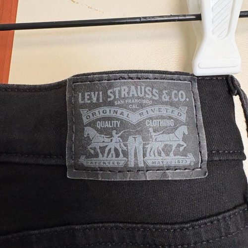 Levi's 311 W31 black pants like new