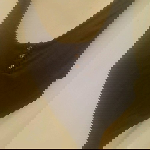 Κορμάκι ripped brazilian γυναικείο μαύρο σαν καινούργιο με κουμπάκια και ανοιχτή πλάτη