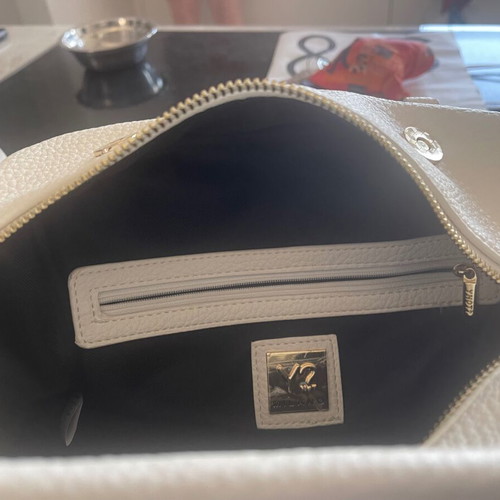 Y Not? Happy Boston shoulder bag white new