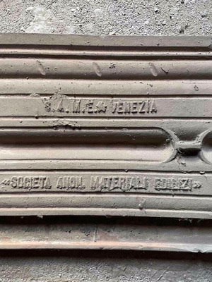 French Type Roof Tiles used, pack of about 500, Italian made