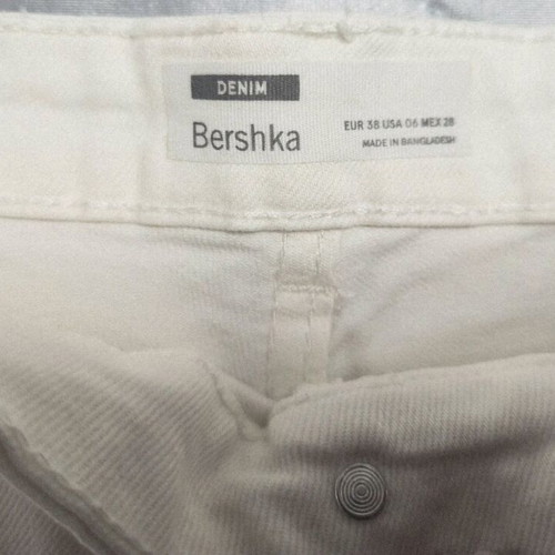 Bershka White Denim Shorts size 38 like new
