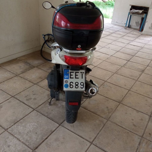 Sym HD 200 EVO 2009 scooter used, automatic, white