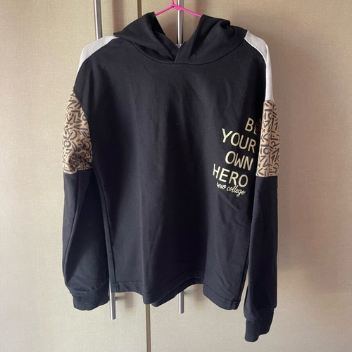 Children's shirt used, 6 years old, black, size 116 cm