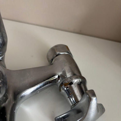 Bathtub/shower faucet used, heavy metal, classic design