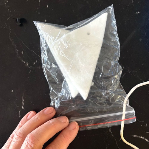 Magnetic window cleaning device used