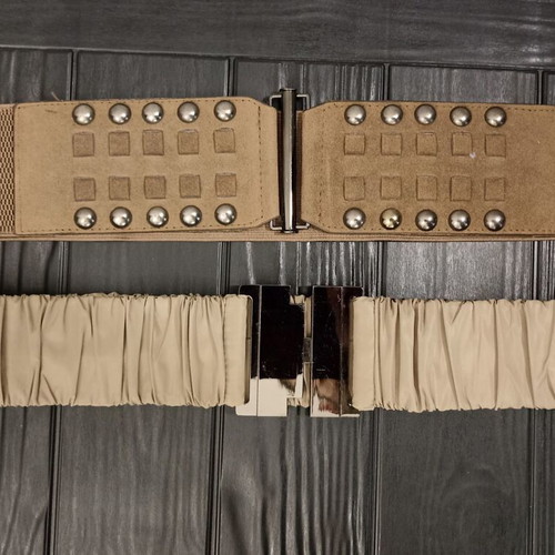 Set of 2 women's elastic beige belts like new