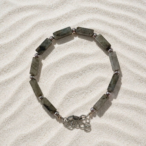 Handmade bracelet with stainless steel chain and labradorite new