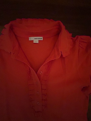 DKNY short-sleeve shirt like new, coral color