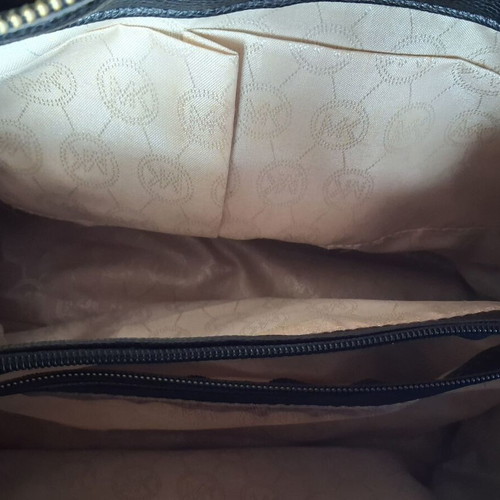 Michael Kors shoulder bag non-authentic, lightly used, black