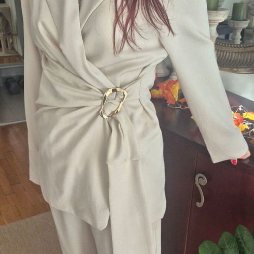 Women's cream suit new with wrap blazer one size