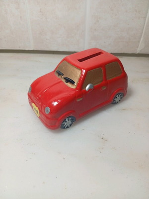 Mini car piggy bank like new, classic Mini Cooper design