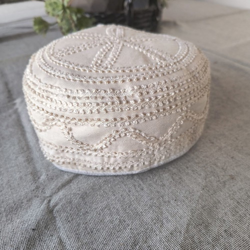 Muslim men's hat like new, white cotton with embroidery