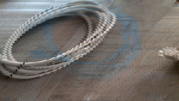 3 metres Ethernet cable