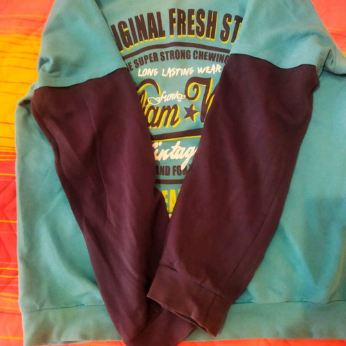 Cotton long-sleeve shirt used for boys 12-14 years old