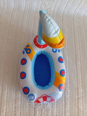 Inflatable children's boat 24 cm like new