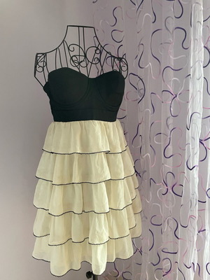 Strapless dress used, black and beige