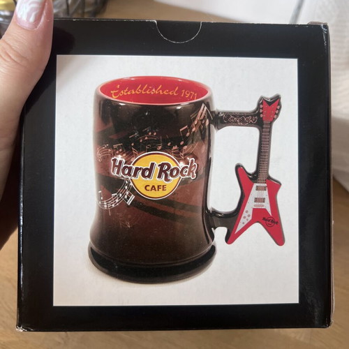 Hard Rock Cafe Vienna mug new in box