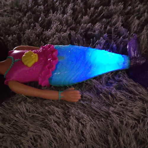 Mattel Shiny Mermaid Dora doll from Fisher Price like new