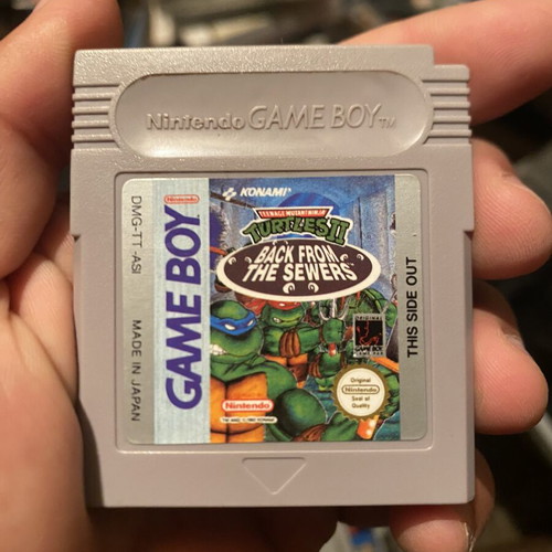 Turtles Back From The Sewers Game Boy cartridge like new