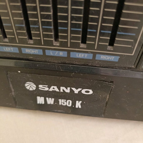 Boombox SANYO S1037N vintage sound system used